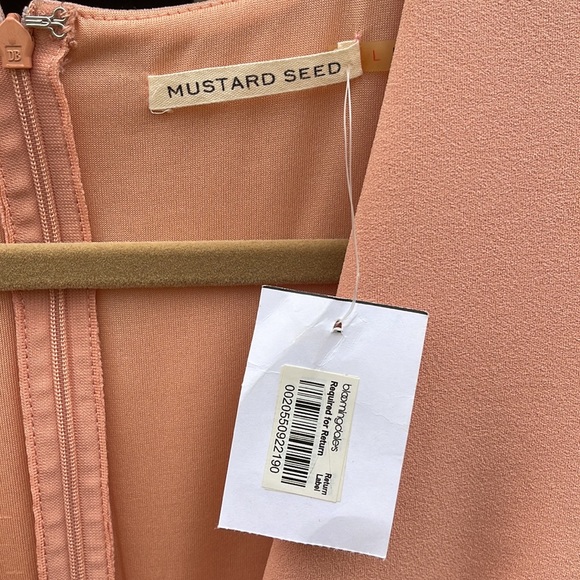 Peach colored Cocktail Dress - Picture 7 of 8